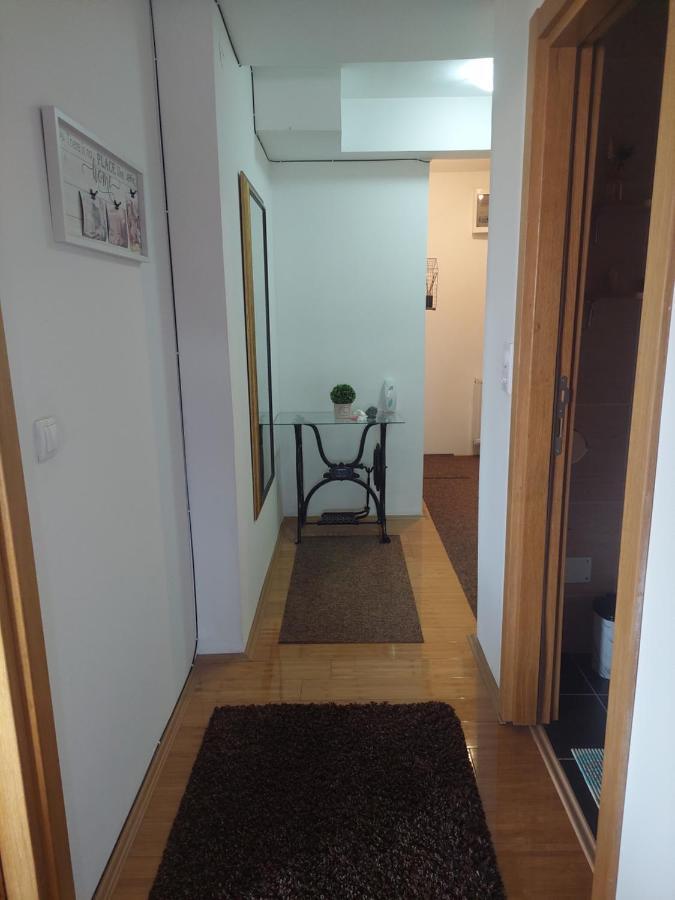 Melinaki Lägenhet Ni Exteriör bild
