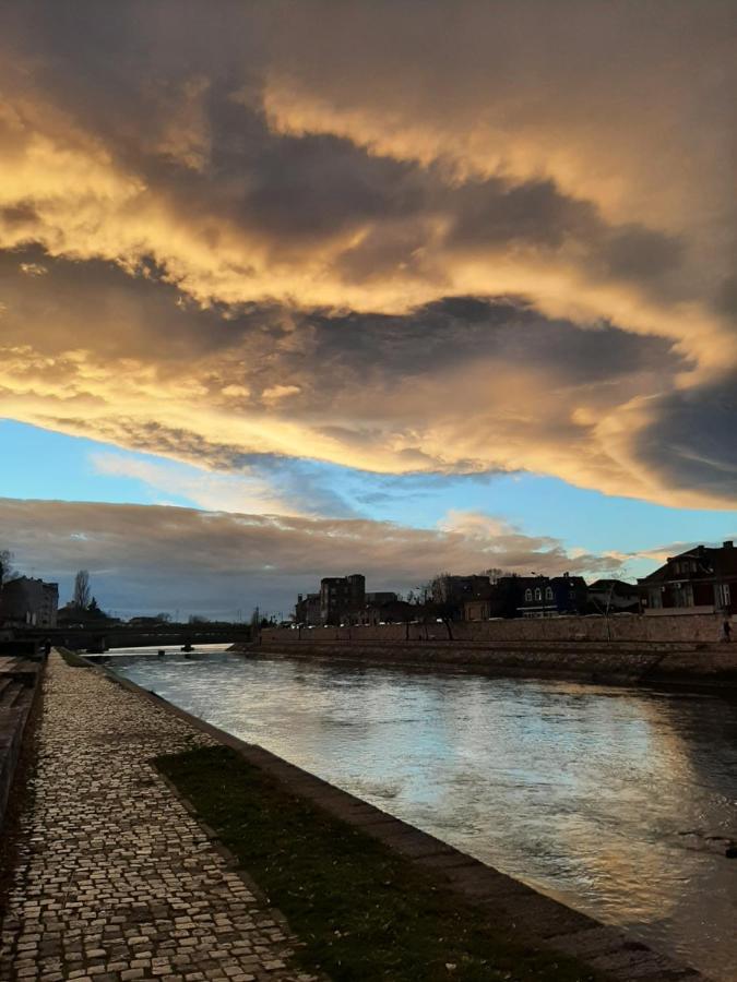 Melinaki Lägenhet Ni Exteriör bild